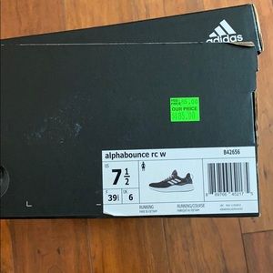 New women’s adidas running shoes size 7 1/2
